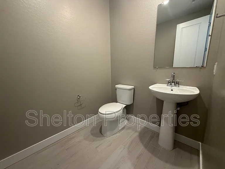 26329 N 24th Dr — Photo 9
