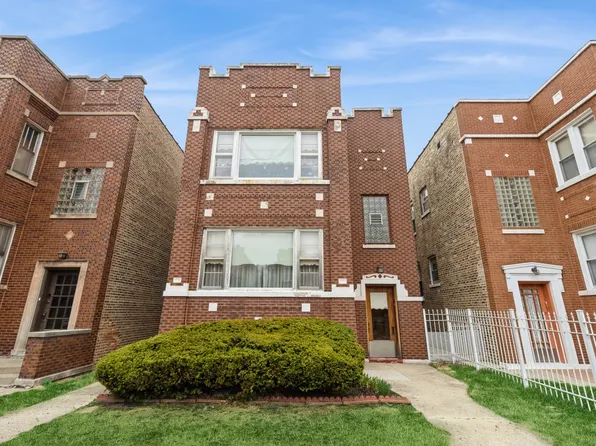 4032 W Nelson St, Chicago, IL 60641