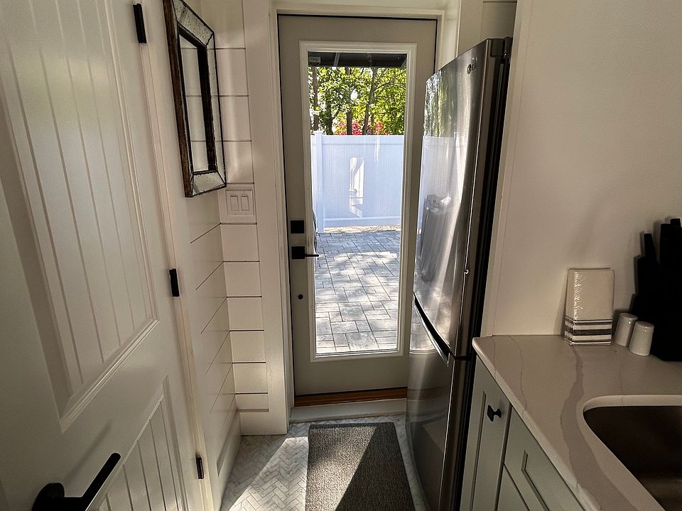 Kitchen and Patio
