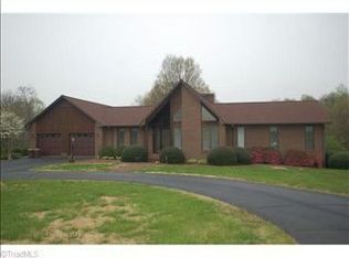 640 Academy St, Rural Hall, NC 27045