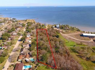 4530 Tharp Dr, Seabrook, TX 77586