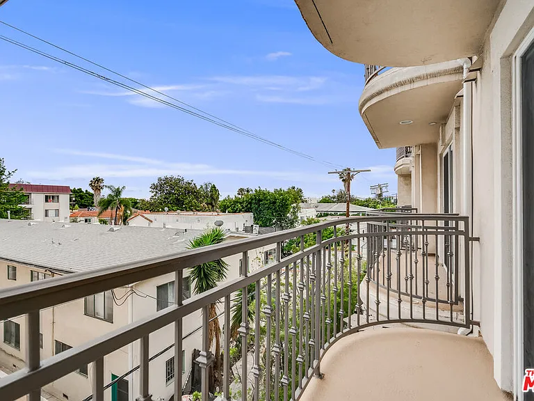 8610 Chalmers Dr #302 — Photo 14