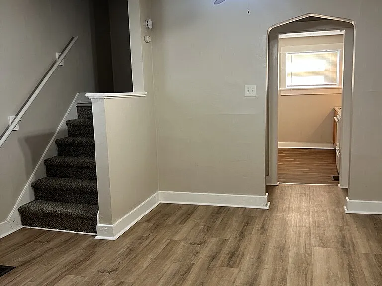 338 Brooklyn Ave — Photo 30