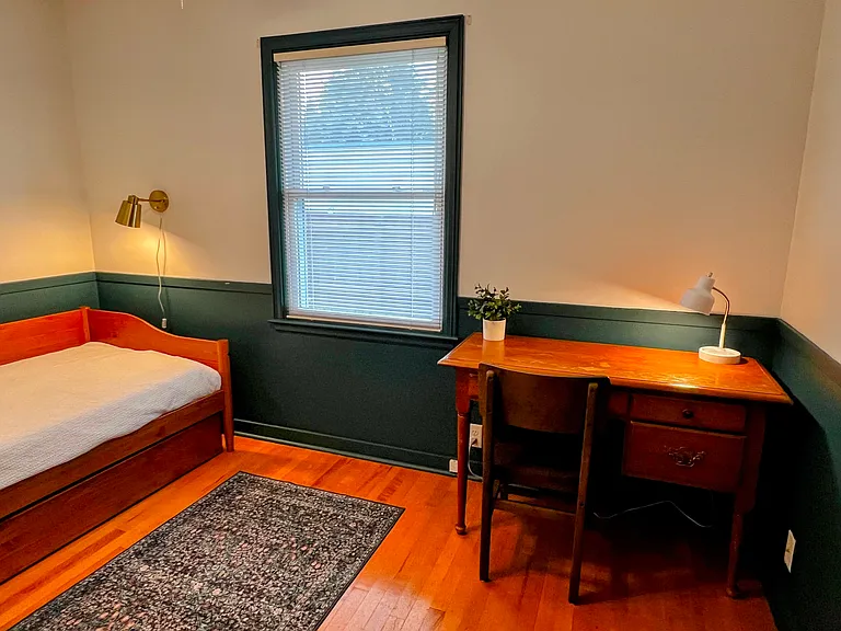 228 W Lexington Blvd — Photo 19