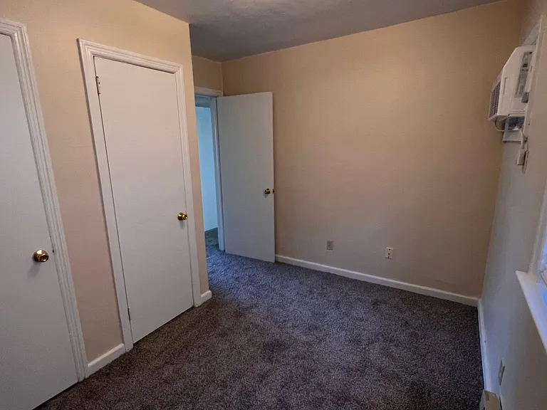 Kingston Landing Apartments — Photo 19