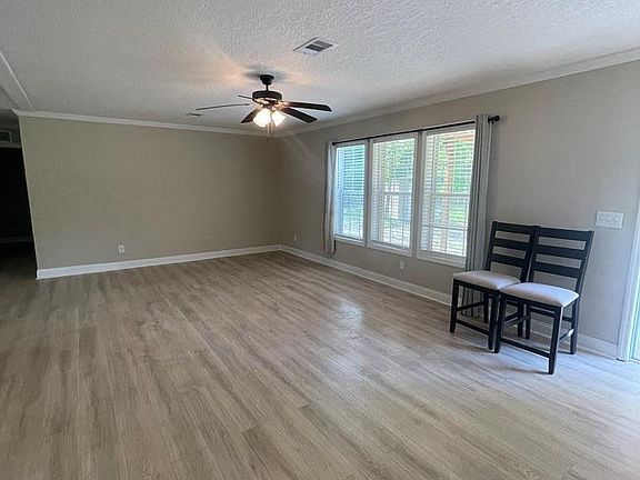 5th image of 688 Linden Bluff Rd