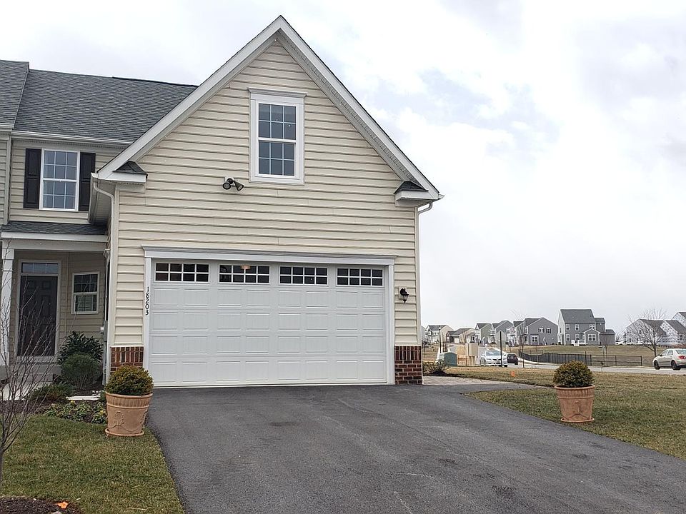 2 car Garage Carriage Home. Corner lot