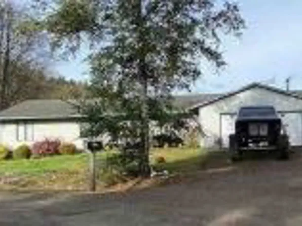 8250 Magnolia Dr, Tillamook, OR 97141