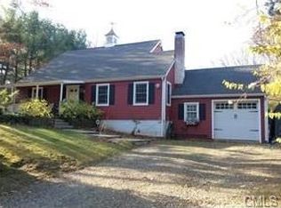 206 Forest Rd, Milford, CT 06461