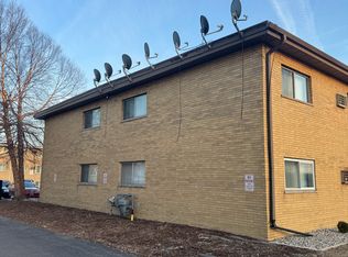 6527 Grand Ave APT 2B, Hammond, IN 46323