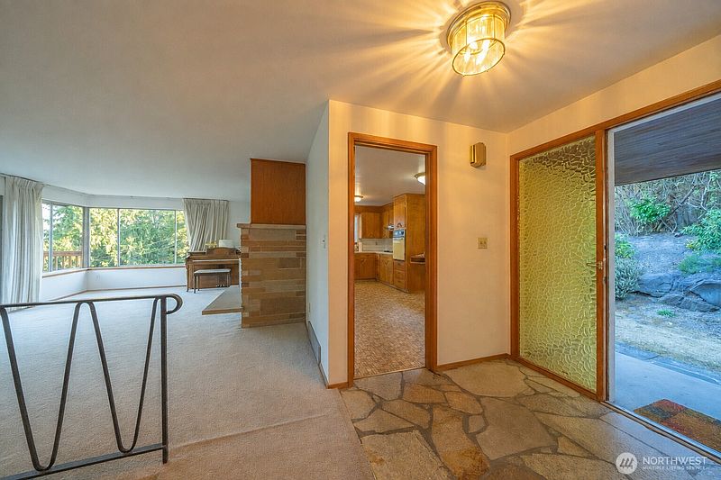 5th image of 19526 53rd Avenue NE