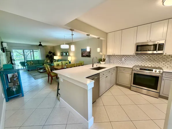 22148 Palms Way #101, Boca Raton, FL 33433