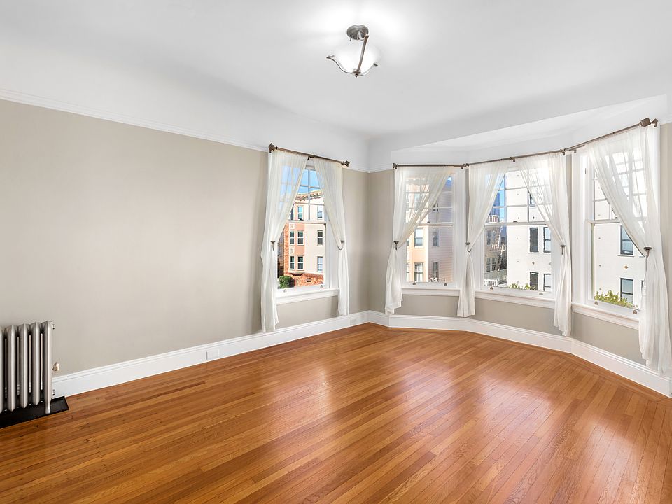 1st image of 1701 Beach St APT 205