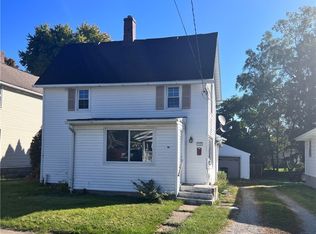 227 19th St NW, Barberton, OH 44203