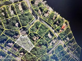 194 Grace Ter, Tobyhanna, PA 18466