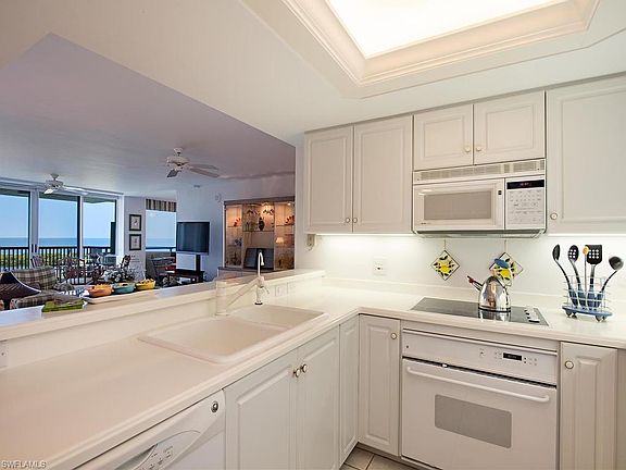 4th image of 6825 Grenadier Blvd APT 1102