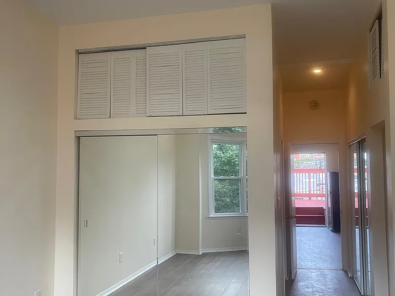 115 S Linwood Ave — Photo 19
