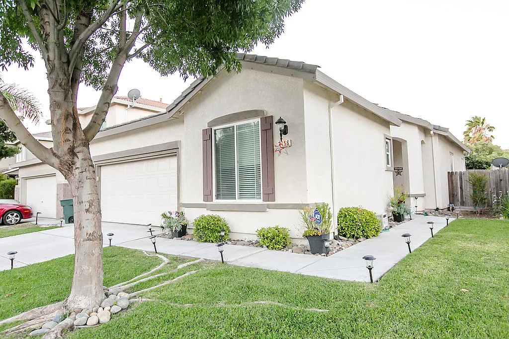 2456 Veneto Ln photo 1
