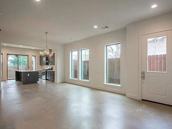 4th image of 3723 Harley Ave #1