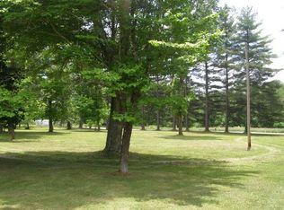 444 W Creston Rd, Crossville, TN 38571