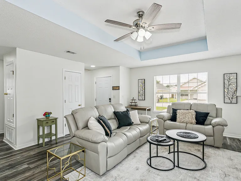 8407 Jarmen Ln — Photo 11