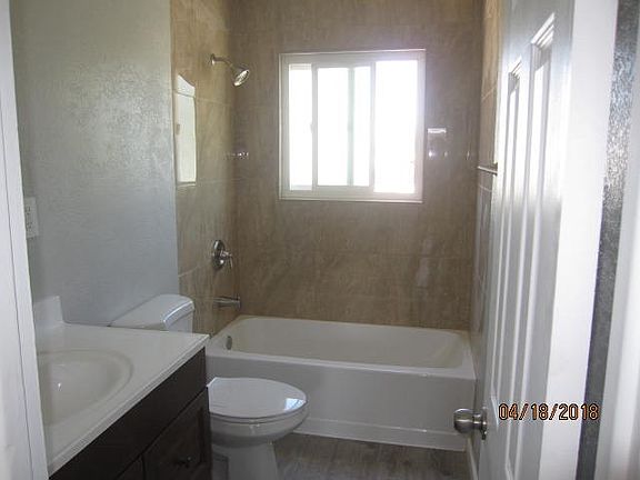 3rd image of 4620 Georgia St
