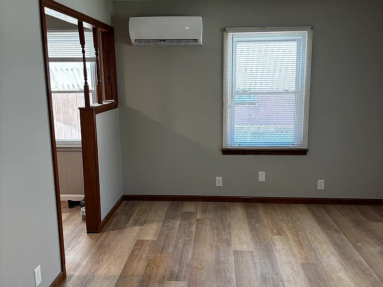 905 L St NW — Photo 3