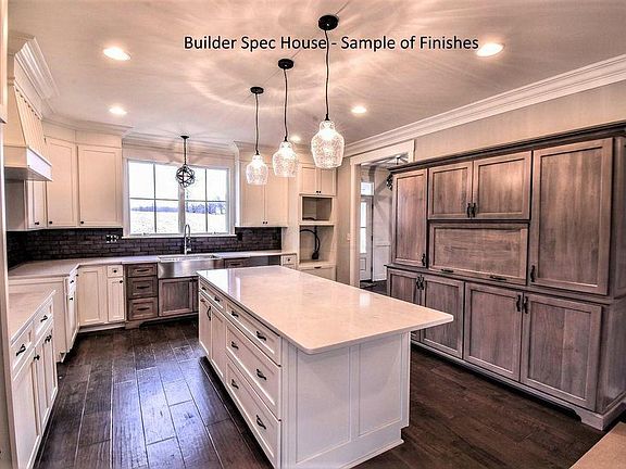 5th image of 105 Sulwen Ln