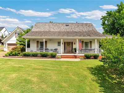 2180 E Camelot Pl, Fayetteville, AR, 72701