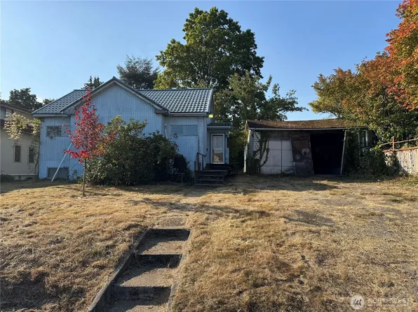 4939 SW Bruce Street, Seattle, WA 98136