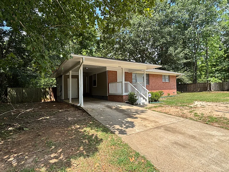 1413 Stanphil Rd — Photo 2