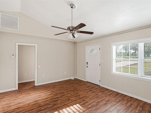 3rd image of 303 JOSEPHINE AVENUE