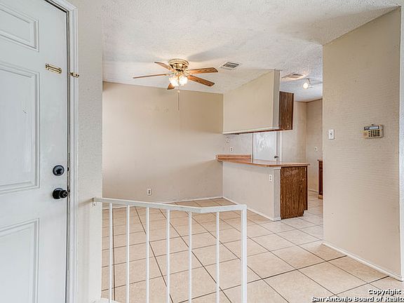 5th image of 515 Saddlebrook Dr