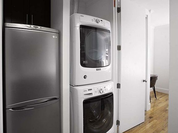 5th image of 336 E 117th St APT 4b