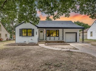 637 Lexington Rd, Wichita, KS 67218