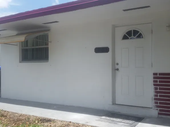 1903 SW 66th Ave, Pompano Beach, FL 33068