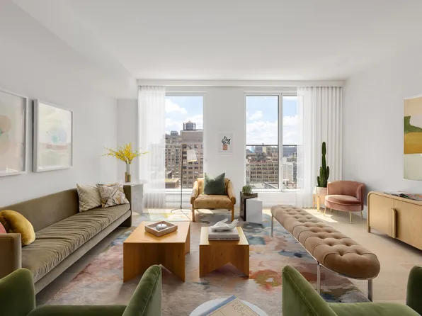215 West 28th Street image 2 of 35