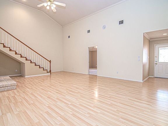 4th image of 3527 Boyd Ave