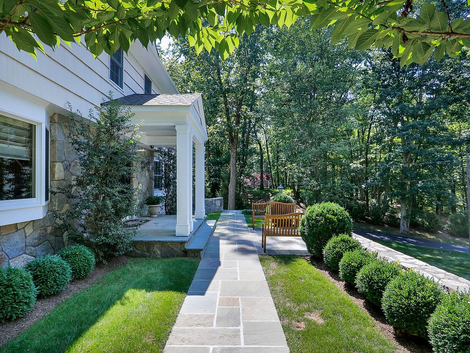 11 Saddle Ct, Bedford, NY 10506 | Zillow