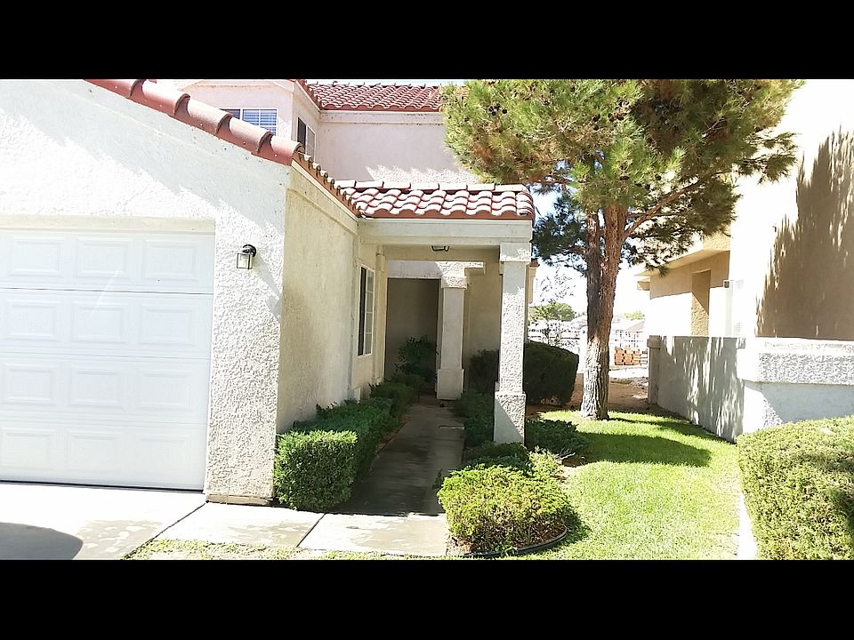 1st image of 27654 Lakeview Dr