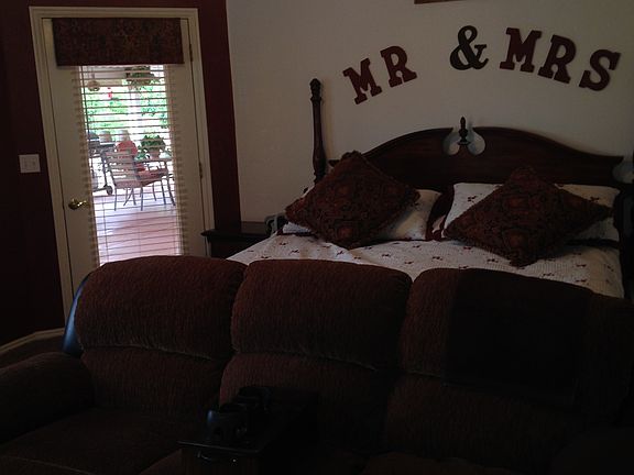 4th image of 3039 W Dutchman Dr