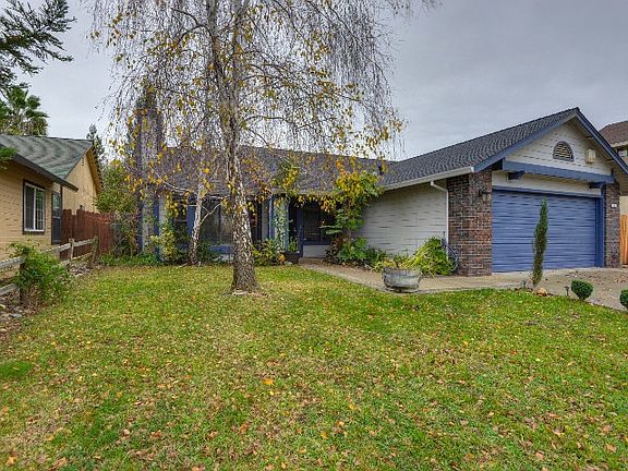 4th image of 129 Casselman St