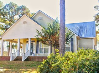 795 Alexander Rd, Gay, GA 30218