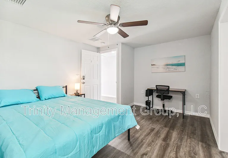 10033 Brunswick Ln #2 — Photo 3