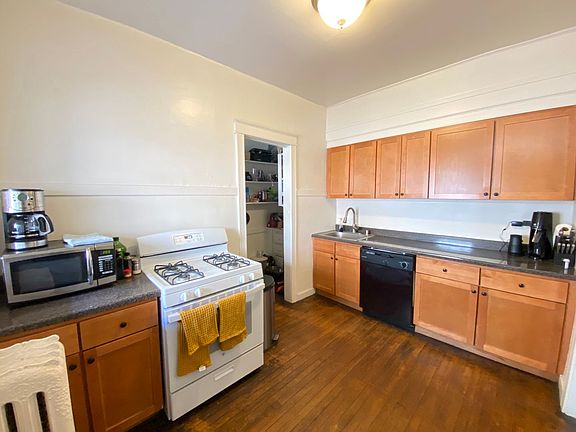 5th image of 714 W Waveland Ave #720-2E