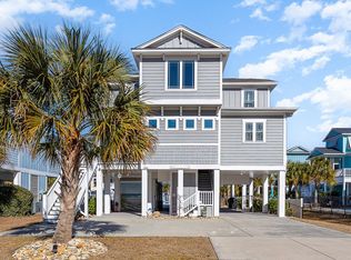 406 Pine Ave, Garden City, SC 29576