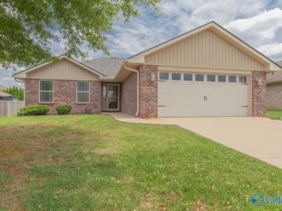 375 Northlake Dr, Meridianville, AL, 35759