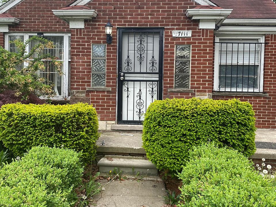 1st image of 17111 Curtis St