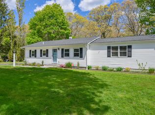 19 Prince Henry Dr, East Falmouth, MA 02536
