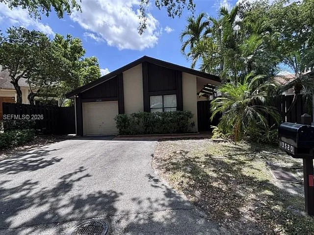 13520 SW 108th Street Cir N